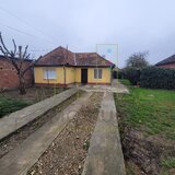 Timisoara, Casa in Ronat compartimentata in 2 apartamente cu intrari separate